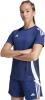 IS1022-4-APPAREL-On-Model-Standard-View-white-OXHL-14658.jpg