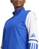 JD3019-6-APPAREL-On-Model-Detail-View-1-white-OXHL-23437.jpg